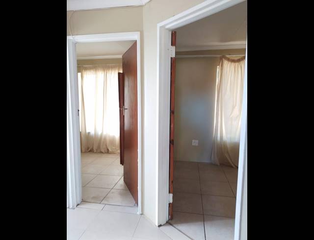 2 BEDROOM HOUSE FOR SALE IN LOURIERPARK